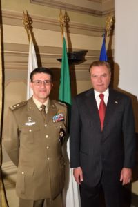 S.A.R. le Duc de Castro et le Général Francesco Diella, Directeur de la Polyclinique Militaire de Rome